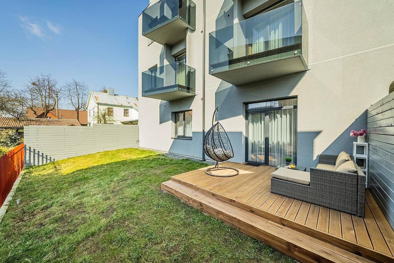 Lovely Apartment With Private Terrace By Urban Rent Kaunas Luaran gambar